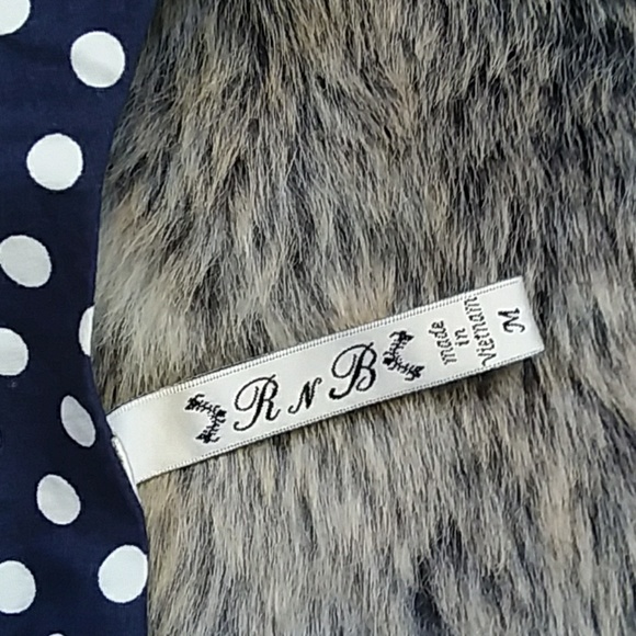 Dress - Picture 6 of 7